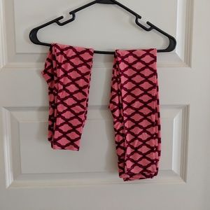 LuLaRoe Mermaid scale kids leggings